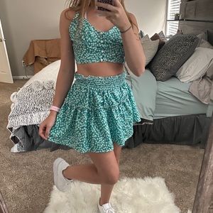 Green floral set